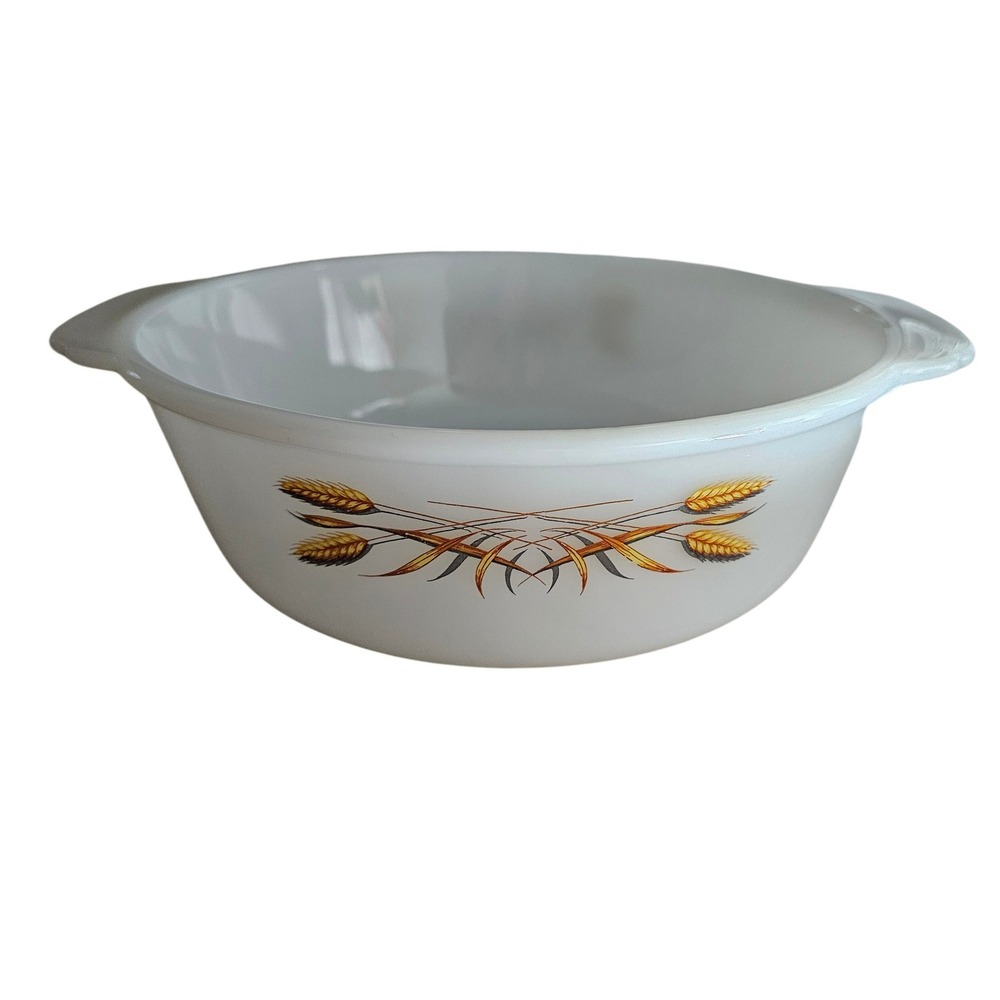 Fire-King Anchor Hocking Wheat Milk Glass Casserole Dish 1.5 Qt Vintage 447 USA